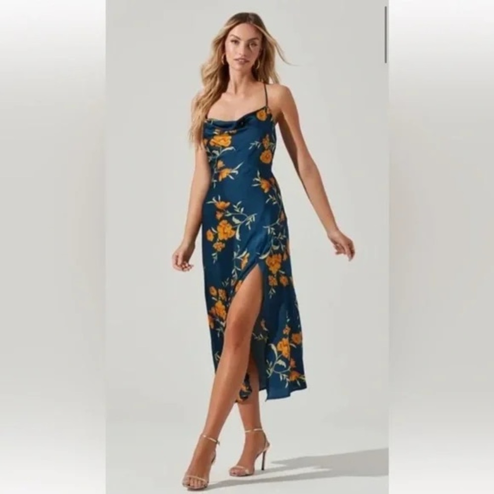 ASTR the Label Gaia Dress - Navy Floral